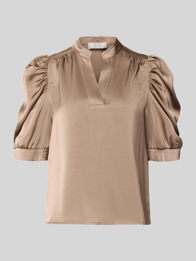 Produktfoto, Regular Fit Bluse aus Satin mit Puffärmeln Modell 'Roella' von Neo Noir in beige, glatte Textur, V-Ausschnitt, dezente Nähte