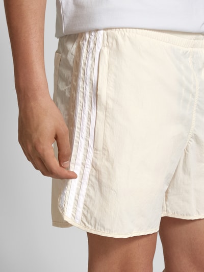 adidas Originals Regular Fit Shorts mit elastischem Bund Modell 'SPRINTER' Offwhite 3