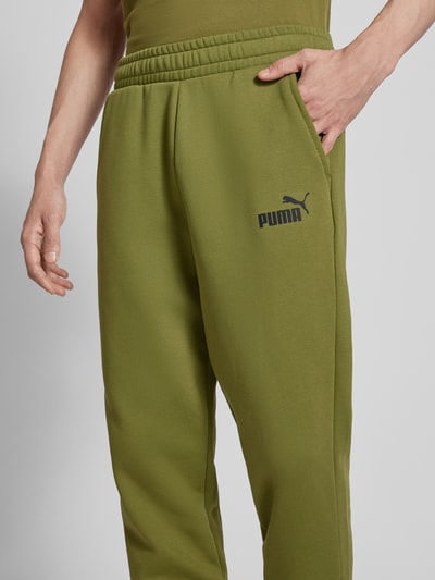 PUMA PERFORMANCE Regular fit sweatpants met labelprint Olijfgroen - 3