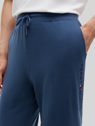 Tommy Hilfiger Spodnie dresowe o kroju regular fit z czystej bawełny z napisem z logo Niebieski 3