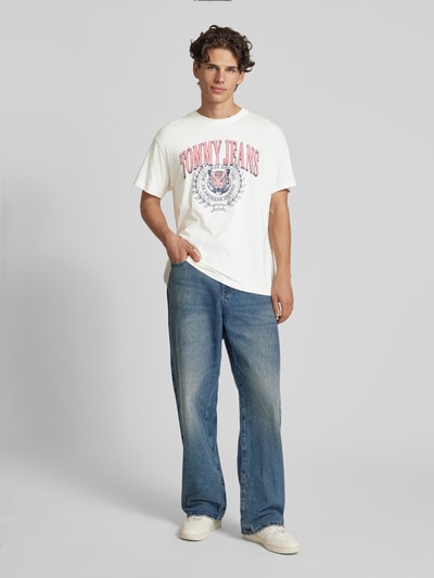 Tommy Jeans T-shirt van katoen met motiefprint, model 'VARSITY TIGER' Offwhite - 1