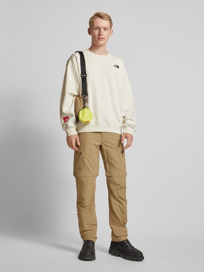 The North Face Sweatshirt mit Label-Print Modell 'AXYS' Offwhite 1