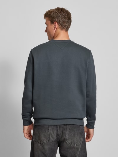 Tommy Jeans Regular fit sweatshirt met logobadge Antraciet - 5