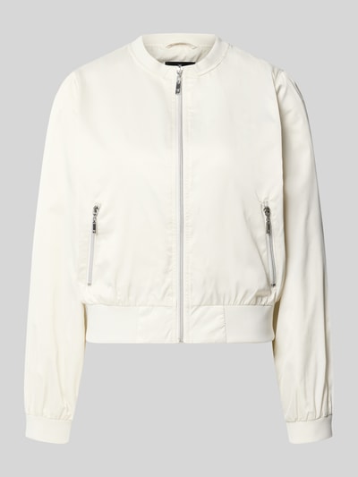 Produktfoto, Jacke mit Rundhalsausschnitt und Reißverschlusstaschen von monari in Weiß, Regular-Fit, glatte Oberfläche, Details zu Rückenlänge 52 cm, Schulterbreite 46 cm, Brustweite 53 cm, Ärmellänge 57 cm bei Größe 36.