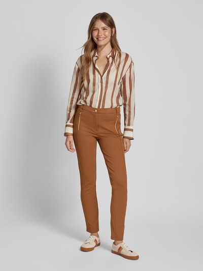 Christian Berg Woman Regular fit broek met ritszakken opzij Cognac - 1