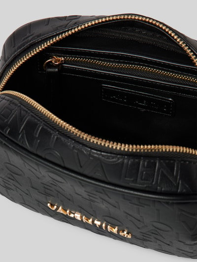 VALENTINO BAGS Umhängetasche mit Label-Strukturmuster Modell 'RELAX CHAIN' Black 4