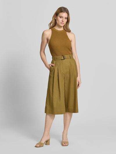 Modelka kobieca nosi Stricktop mit Rundhalsausschnitt od Style Icon Collection, bawełna-wiskoza, krój slim fit, długość pleców w rozmiarze S: 54 cm, całościowy widok z przodu
