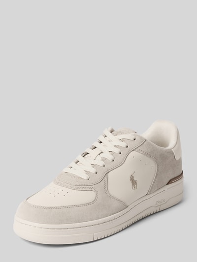 Produktfoto, Sneaker aus echtem Leder Modell 'MASTERS CRT' von Polo Ralph Lauren, cremefarbenes Glattleder und hellgraues Velours, weiße Sohle
