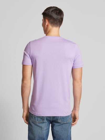 s.Oliver RED LABEL Regular Fit T-Shirt aus reiner Baumwolle mit gummiertem Label-Print Lavender 5