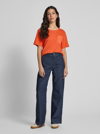 Marc O'Polo Loose Fit T-Shirt mit aufgesetzter Satin-Tasche Orange 1