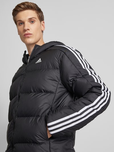 ADIDAS SPORTSWEAR Pikowana kurtka z kapturem z nadrukiem z logo Czarny 3