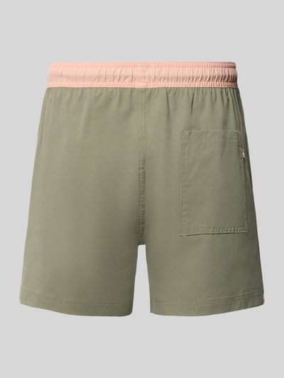 Produktfoto, Badeshorts mit Gesäßtasche Modell 'MAUI' von JACK & JONES in Khaki mit apricotfarbenem Bund, Label-Detail, Logo-Print, Loose-Fit, elastischer Bund mit Kordelzug.