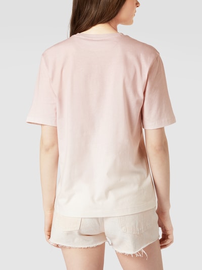 HUGO T-Shirt mit Label-Patch Modell 'Girlfriend' Hellrosa 5