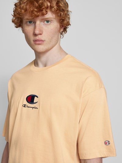 CHAMPION T-shirt z wyhaftowanym logo Beżowy 3