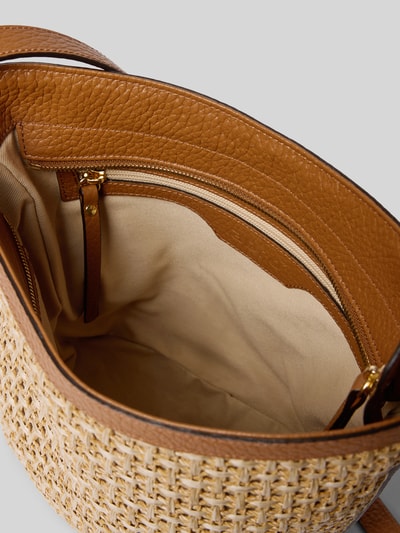 Produktfoto, Handtasche mit Schulterriemen Modell 'COSMO' von Abro, Hauptfach mit Reißverschluss, Label-Detail, beige-braune Flechtoptik, Maße 29x25x13 cm, Schulterriemen 94 cm, Innenfutter hell, goldfarbene Details, Damen Handtasche