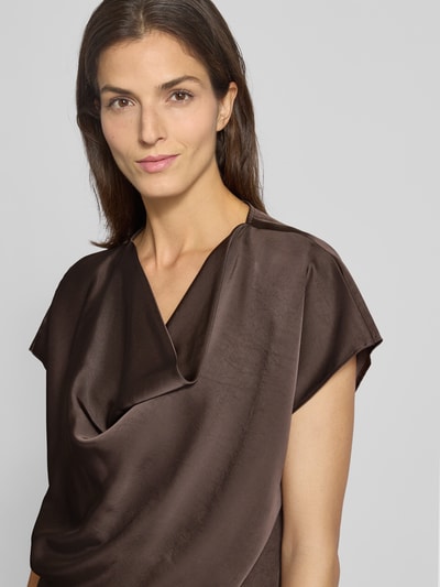Neo Noir Blouseshirt-van satijn met cascadehals, model 'Annabeth' Donkerbruin - 3