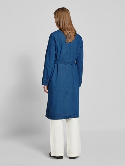 Vila Jeanstrenchcoat mit Bindegürtel Modell 'CI' Jeansblau 5