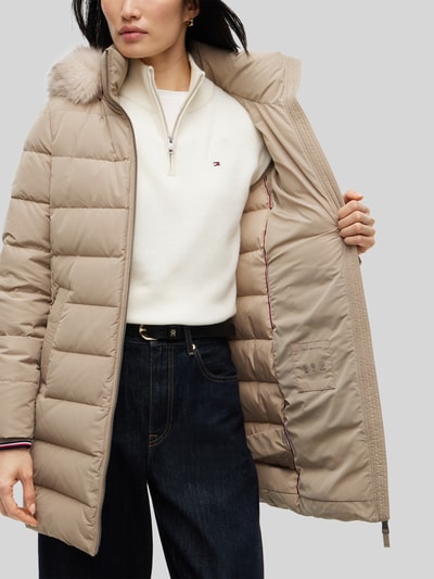 Tommy Hilfiger Steppmantel mit Teddyfell-Kapuze Modell 'TYRA' Sand 3