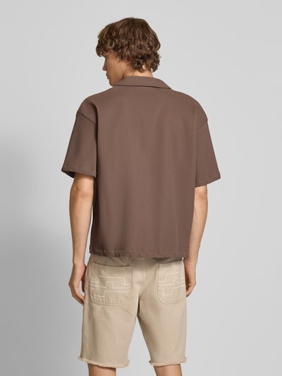 Pegador Relaxed Fit Freizeithemd mit Plisseefalten Modell 'TROY' Dunkelbraun 5