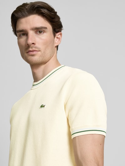 Lacoste T-shirt z prążkowanymi wykończeniami Złamany biały 3