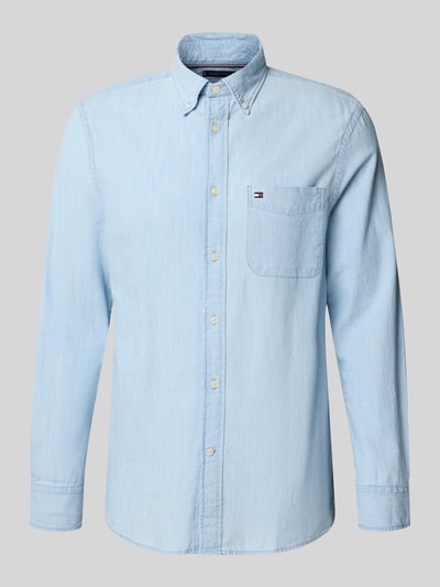 Productfoto, lichtblauw gemêleerd Regular Fit Freizeithemd aus Chambray van Tommy Hilfiger, katoenen chambray structuur, logo-stiksel