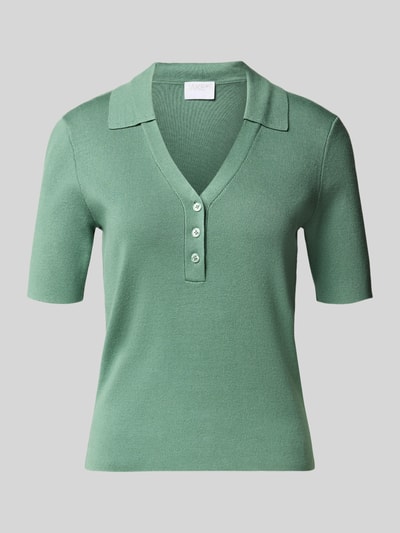 Produktfoto, Regular Fit Poloshirt aus Viskose-Mix von Jake*s Collection in sanftem Grün mit glatter Textur und kurzen Ärmeln.