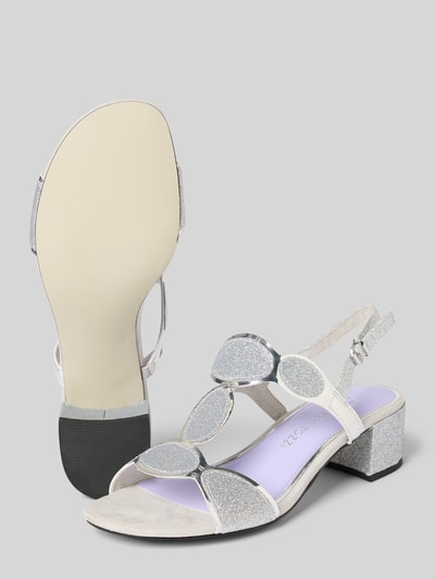 Marco Tozzi Sandalette im Metallic-Look mit Blockabsatz Silber 4