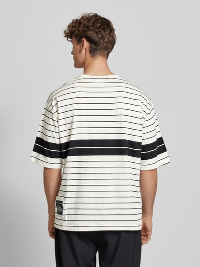 CHAMPION Oversized T-Shirt mit Label-Stitching Offwhite 5