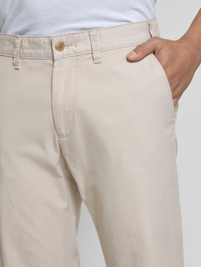 Christian Berg Men Regular Fit Chino mit Strukturmuster Kitt Melange 3