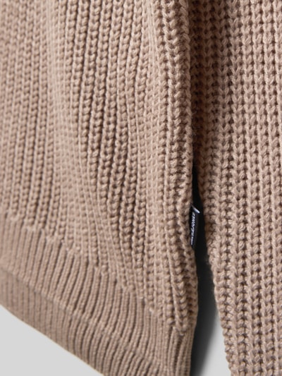 Jack & Jones Sweter o kroju relaxed fit z efektem dzianiny model ‘Kaito’ Gliniany 2