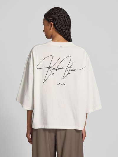 Karo Kauer Oversized T-Shirt mit Label-Stitching Weiss 5