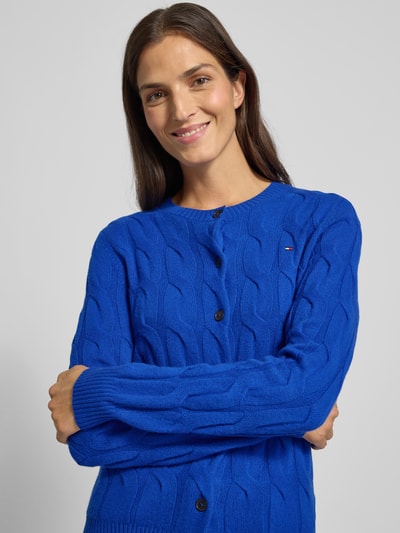 Tommy Hilfiger Regular Fit Strickjacke aus reiner Wolle mit Zopf-Muster Royal 3