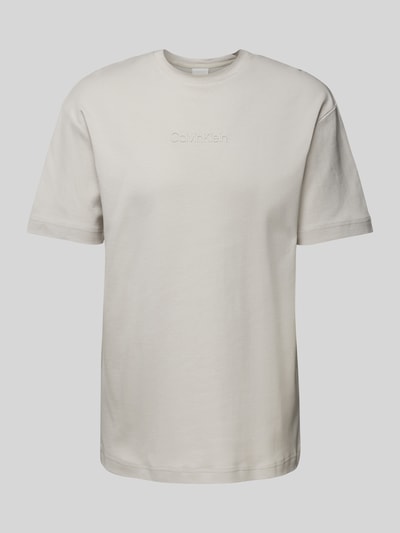 CK Calvin Klein T-Shirt mit Label-Detail Modell 'TECH INTERLOCK' Stein 2