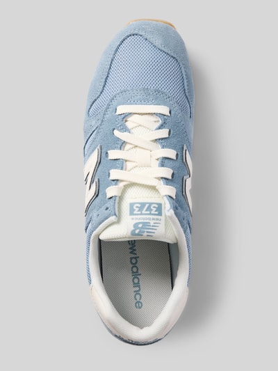 Productfoto, Sneaker uit leer-mix model '9060' van New Balance voor dames, afgeronde vorm, structuurzool, labeldetail, lichtblauw-witte tinten.