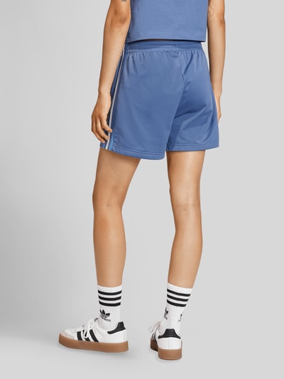 adidas Originals Szorty treningowe z wyhaftowanym logo Niebieski 5
