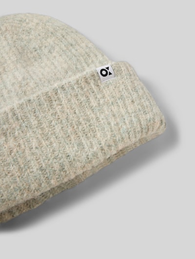 OPUS Beanie met labeldetail, model 'Afello' Rietgroen - 2