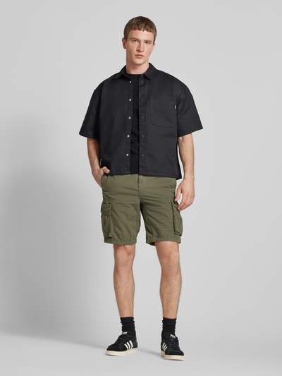 Superdry Regular Fit Cargoshorts mit Gürtelschlaufen Modell 'Parachute' Oliv 1