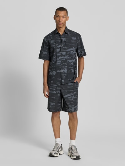 BOSS Green Relaxed Fit Freizeithemd mit Kentkragen Modell 'ST_GLOBE PRINT S' Black 1