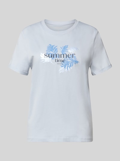 Produktfoto, Regular Fit T-Shirt aus reiner Baumwolle von Tom Tailor in Hellblau mit Motiv-Print, Rundhals, Kurzarm, Jersey-Textur, unifarben