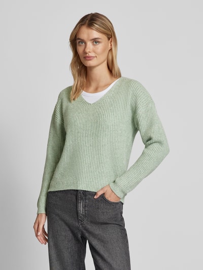 QS Strickpullover mit V-Ausschnitt Hellgruen 4