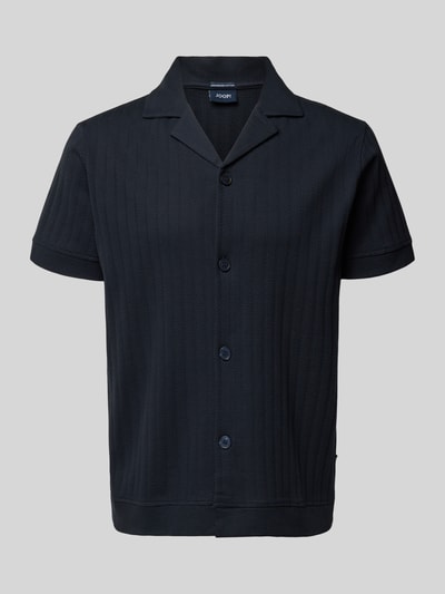 Produktfoto, Regular Fit Poloshirt mit durchgehender Knopfleiste von JOOP! Collection, czarna bawełna, krój regular fit, model 'Juanmanuel', długość tyłu w rozmiarze M: 72 cm, szerokość ramion w rozmiarze M: 46 cm, długość rękawa w rozmiarze M: 24 cm, jednolita faktura, proste linie, matowe wykończenie