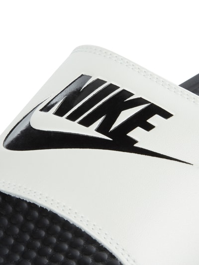 Nike Slides mit Logo-Print Weiss 2