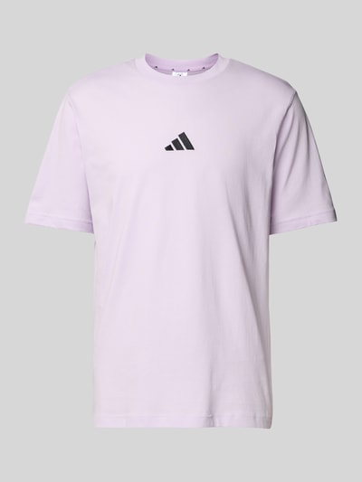 adidas Sportswear T-Shirt mit Label-Stitching und Rundhalsausschnitt Lavender 2