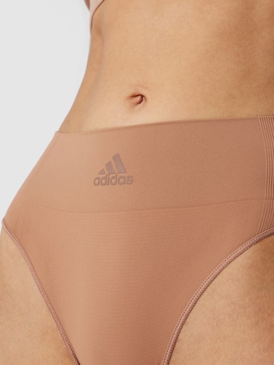 adidas Sportswear Slip mit Logo-Print Hellbraun 3