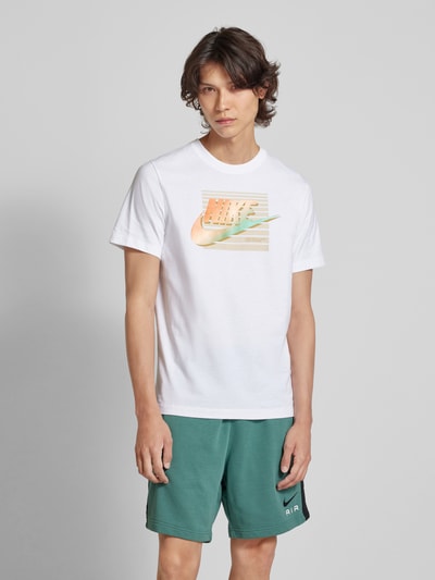 Nike T-shirt z nadrukiem z logo Złamany biały 4