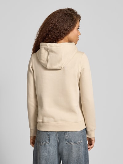 Tommy Jeans Regular Fit Hoodie aus Baumwoll-Mix  Sand 5