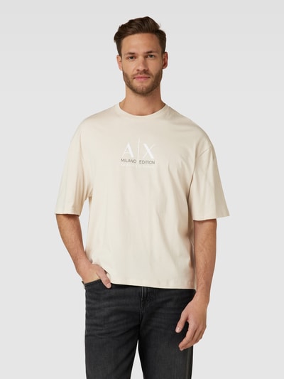 ARMANI EXCHANGE T-shirt o kroju comfort fit z nadrukiem z logo Piaskowy 4
