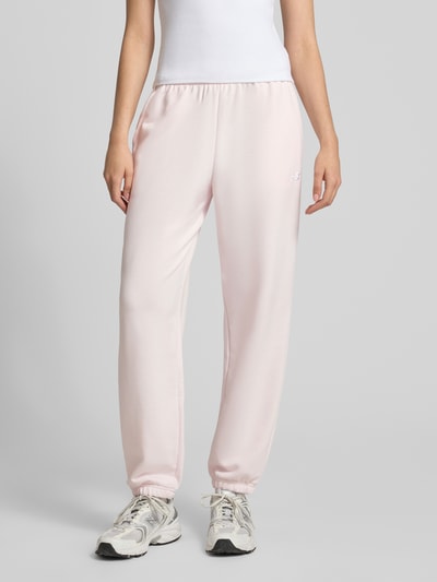 New Balance Sweatpants mit Logo-Stitching Hellrosa 4