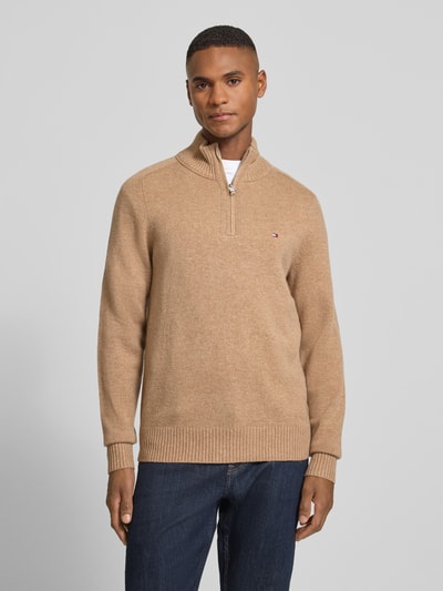 Tommy Hilfiger Bluza z kołnierzem o kroju regular fit z czystej wełny Camel 4