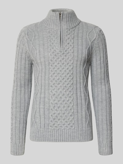 Produktfoto, Slim Fit Strickpullover mit Woll-Anteil Modell 'JACOB' von Superdry, szary materiał, wzór warkoczowy, długi rękaw, kołnierz typu troyer, zakończenia prążkowane, długość tyłu w rozmiarze M: 66 cm, długość rękawa w rozmiarze M: 68 cm